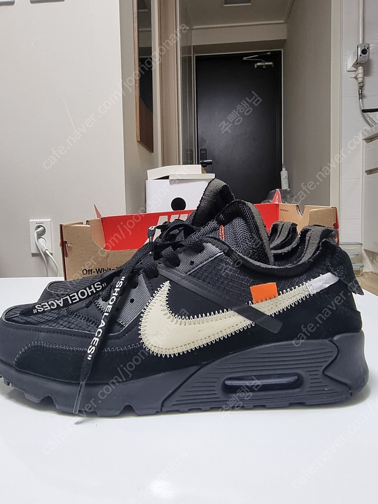 더텐 오프화이트 맥스90 270사이즈 이미지