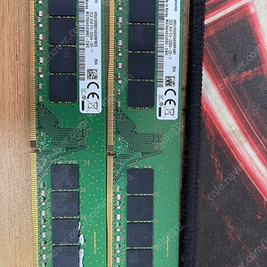 삼성 DDR4 3200 32G X 2장 (총 64기가)팝니다.