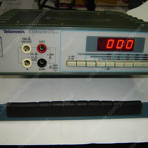 Digital Multimeter ( CDM250 )