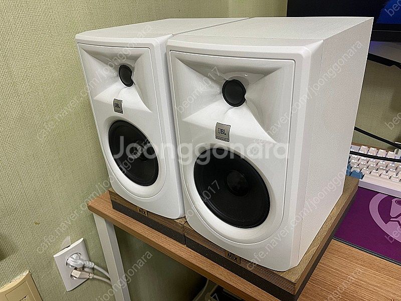 JBL 305p MK2 스피커 화이트2통 판매합니다@@...--1
