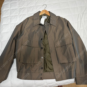 비헤비어 TRAVELER BLOUSON brown