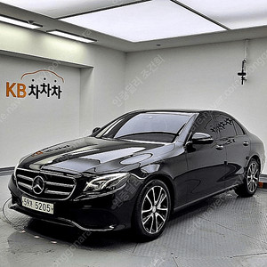 벤츠E클래스 W213 E300 아방가르드 (5인승)@중고차@소액할부@전액할부@리스@중고차매입@중고차구매전부가능합니다