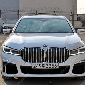 BMW7시리즈 (G11) 740Li xDrive M SPORT 스포트중고차 할부 리스 카드 전액할부 가능합니다