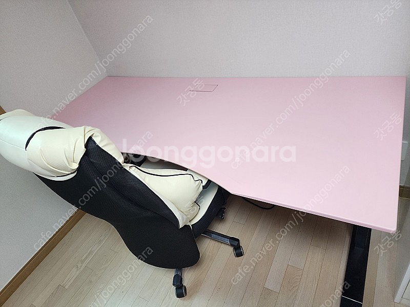 루나랩 1인용 컴퓨터 게이밍 책상 1800mm 핑크커브(선정리함+멀티탭)--0