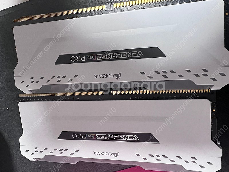 커세어 벤젠스 프로 RGB cl18 3600 8x2 2...--0