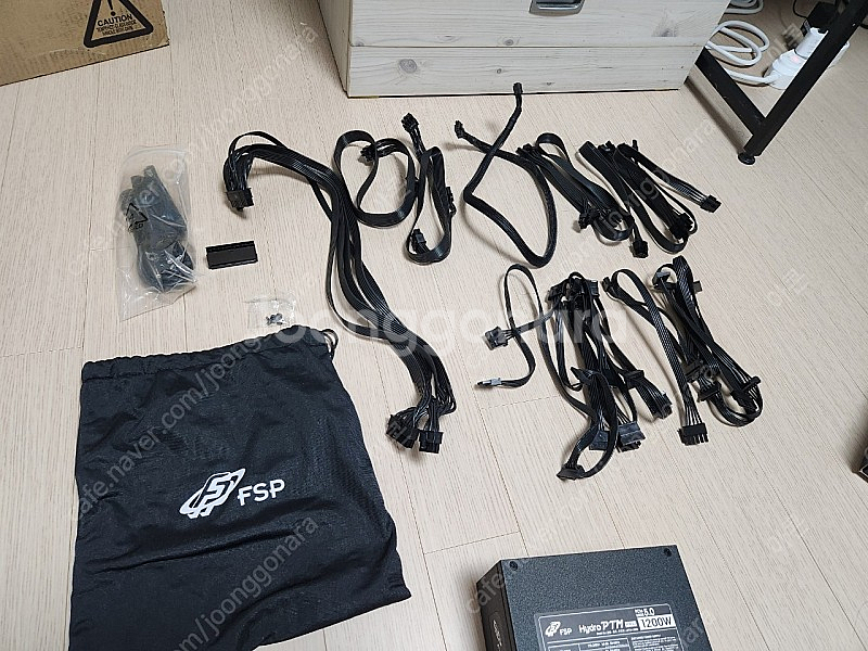 FSP 1200W PLATINUM ATX3.0 파워--2