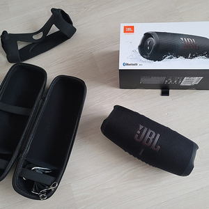 jbl charge5 블루투스 스피커 팝니다. 14만