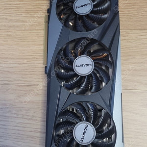 기가바이트 그래픽카드 RTX 3060ti 게이밍 오버틀럭 모델 팝니다.