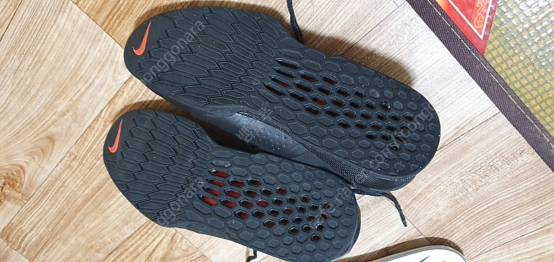 로말레오3 블랙 255사이즈--1