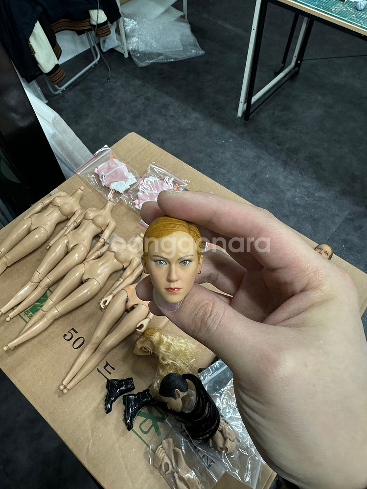 묻지마 12인치피규어판매--3
