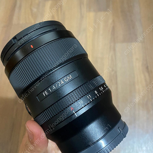 SONY GM 24mm (SEL24F14FM) 이사금 판매합니다. (가격 내림)