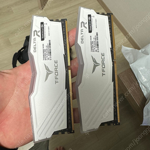 팀그룹 DDR4 튜닝램 8Gx2