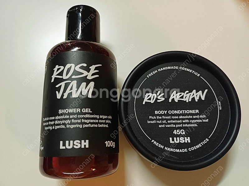 러쉬(LUSH) 샤워젤+바디컨디셔너 선물세트 새제품 (...--0