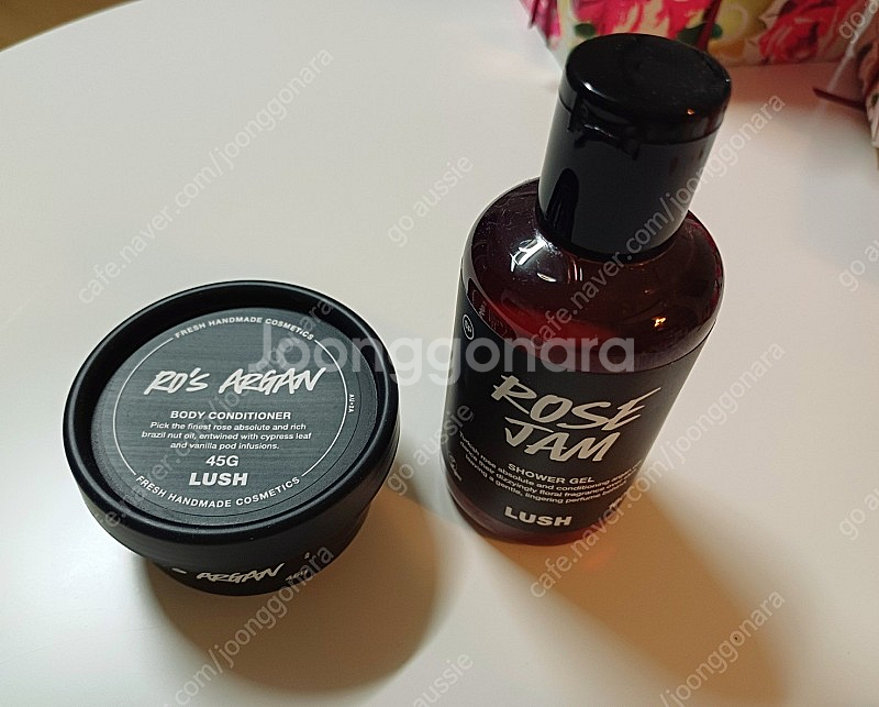 러쉬(LUSH) 샤워젤+바디컨디셔너 선물세트 새제품 (...--3