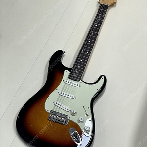 일펜 하이브리드2 스트라토캐스터 선버스트 Japan Fender Hybrid 2 Stratocaster Surnburst