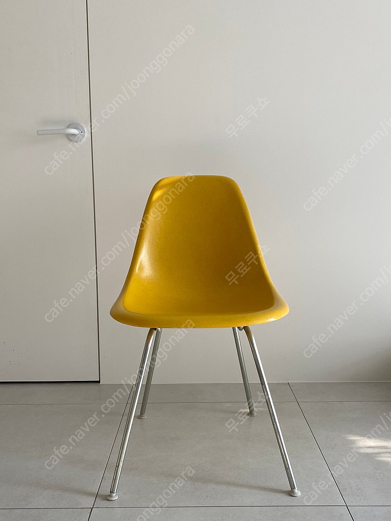 임스체어 Eames 파이버글라스 미드센츄리 빈티지 의자 (옐로우)