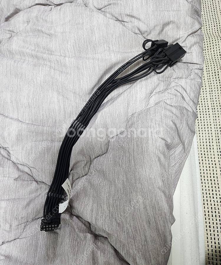 써멀테이크 1050w 플래티넘 풀모듈러--4