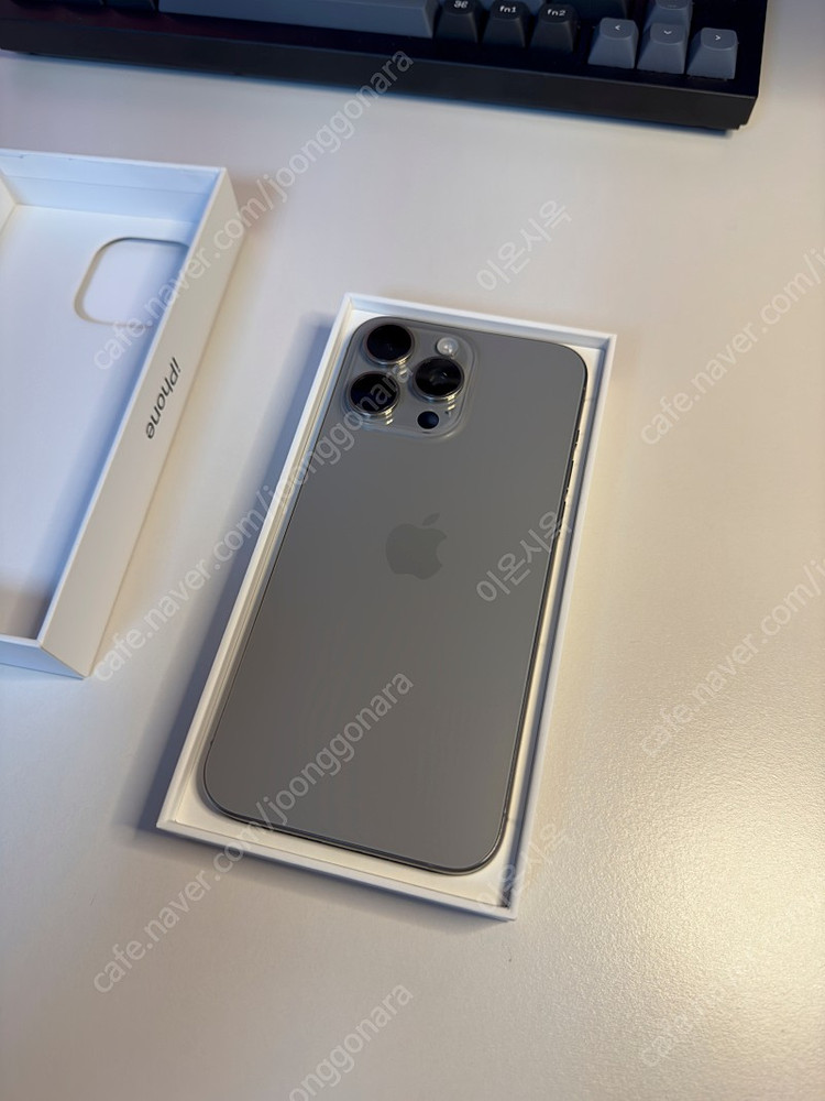 아이폰15프로 맥스 네추럴티타늄 512GB--2