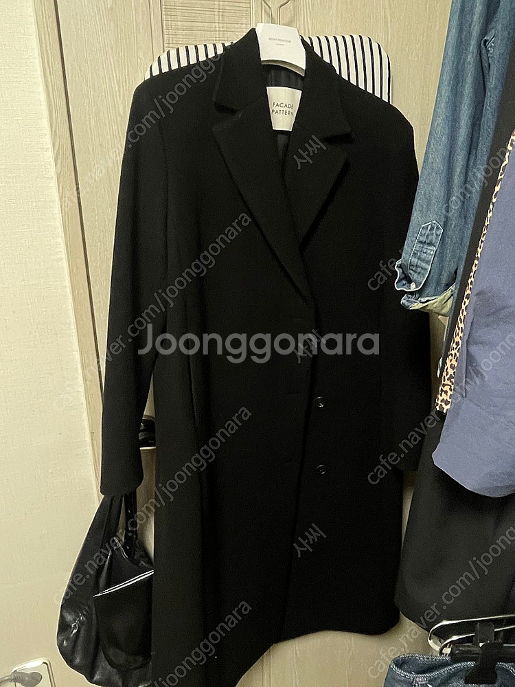 파사드패턴 미니멀 코트 블랙--0