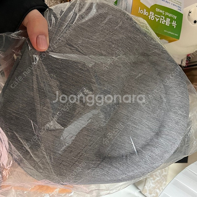 에어팟 맥스 실버 거의 새상품 판매합니다--0