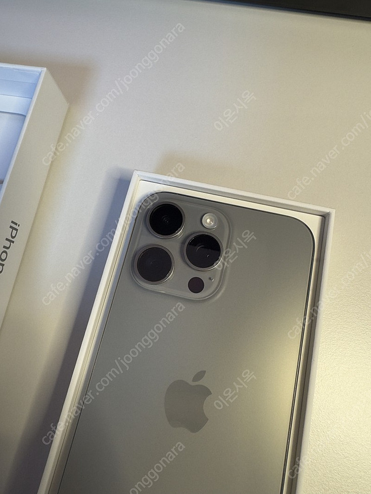 아이폰15프로 맥스 네추럴티타늄 512GB--3