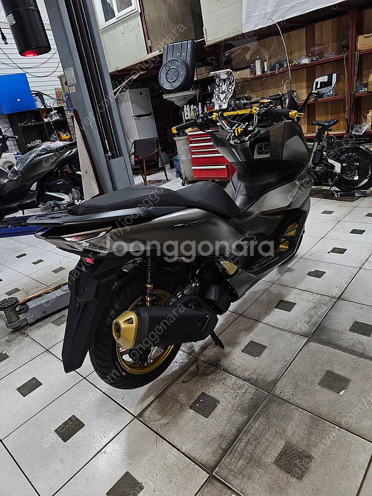PCX ABS 맷브라운 160정품 보업차 팝니다.--5