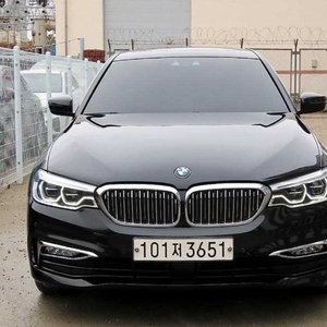 [BMW]5시리즈 (G30) 520d 럭셔리 스페셜 에디션 l 2018년식 l 66,022km l 검정색 l 2,890만원 l 이재성