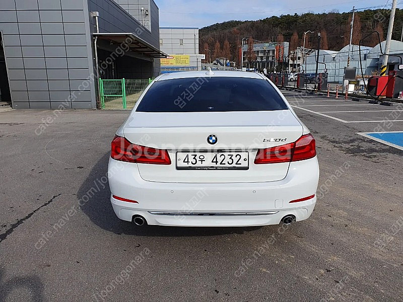 (서울천안아산)BMW G30 520d 2륜 흰색 브라운...--6