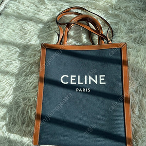 셀린느 CELINE ㅡ 탄,네이비 카바스백