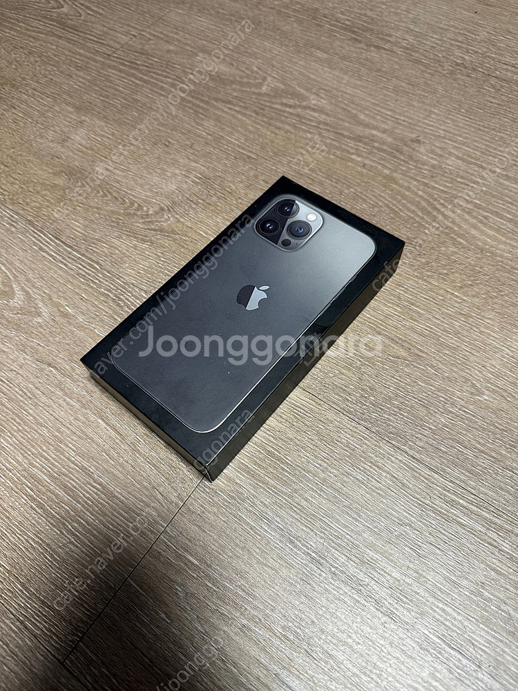 아이폰 13프로맥스 256gb 판매합니다.--0