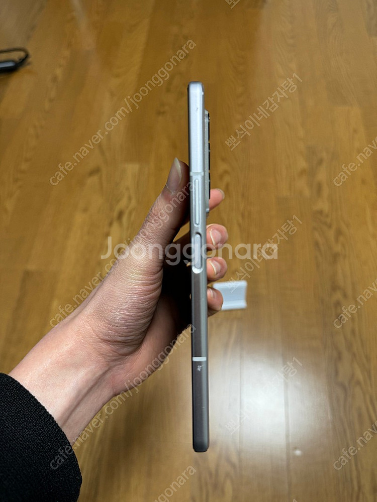 갤럭시폴드3 256gb 실버색상 판매합니다 !!!!--5