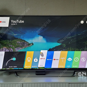 LG 65인치 TV UF8500 팝니다