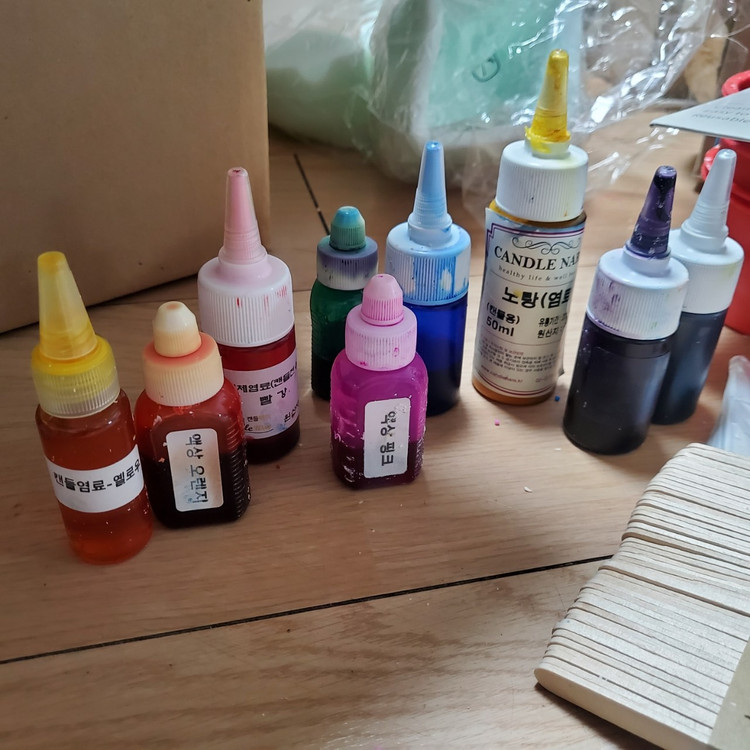 캔들DIY 도구 재료 케이크 몰드,쿠키몰드,소라몰드 여러 인스타 몰드들 비커,왁스 등등 일괄 급처 이미지