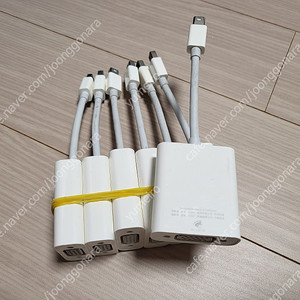 Apple mini Displayport to VGA 어댑터(A1307) 판매합니다 (3천원 무료배송)