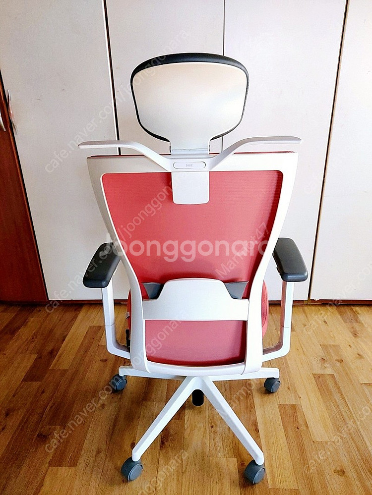 전북 전주시 직거래 SIDIZ 시디즈 T50 풀옵션 의자 옷걸이 포함--1