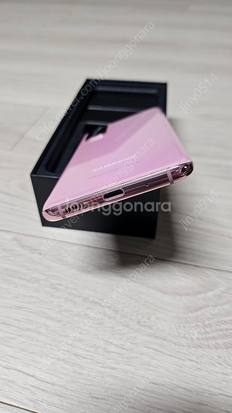갤럭시 S20 핑크 색상 판매합니다--3