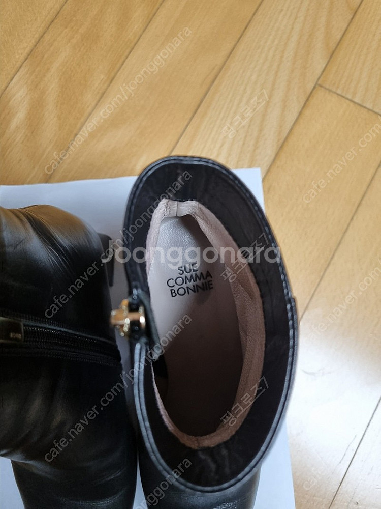 슈콤마보니 블랙 부츠--2