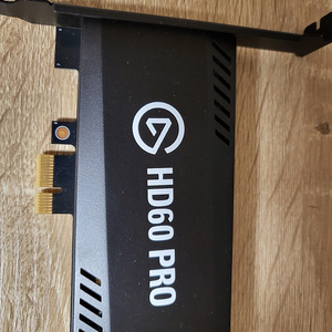 엘가토 hd 60 pro 캡쳐보드 팝니다.