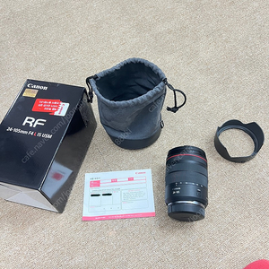 캐논 rf 24-105mm f4 민트급 . 네고 가능