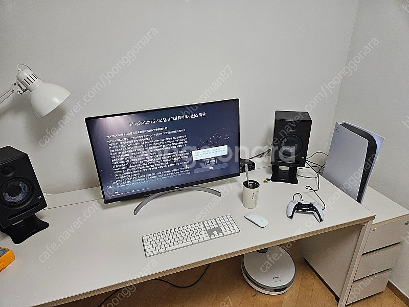 LG UHD 4K 32UN650--1