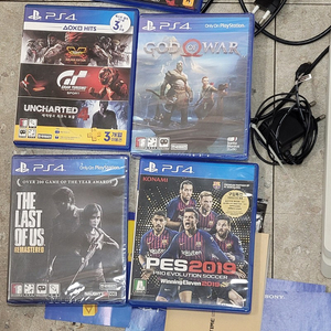 PS4 판매합니다~~