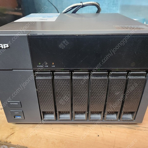 QNAP TS-651-4G (4T *6) 판매합니다.