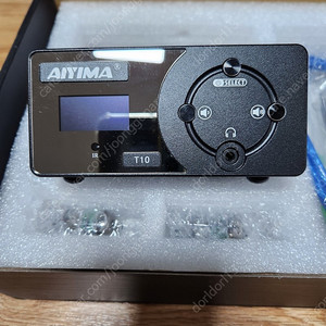 AIYIMA T10 진공관 프리앰프 판매합니다.