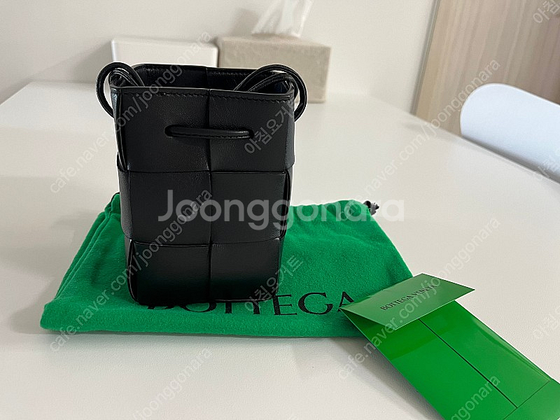보테가베네타 미니 버킷백 블랙 정품--0