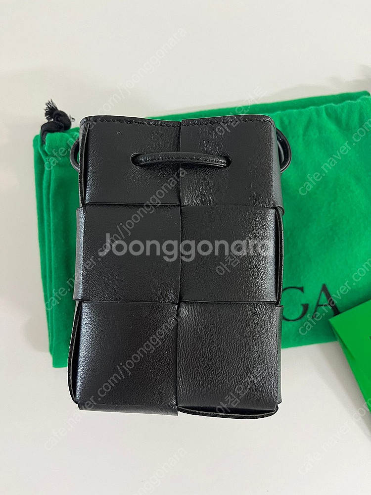 보테가베네타 미니 버킷백 블랙 정품--2