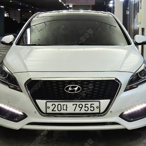 현대│LF쏘나타│하이브리드│프리미엄│2015년│100,000KM│1160만원│파노라마썬루프│엔진미션상태최상│