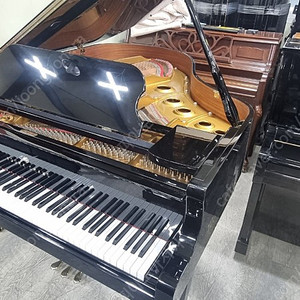(판매)영창그랜드피아노 K-185BP 블랙유광