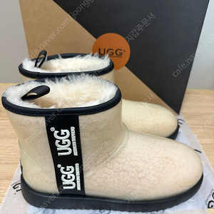 Ugg 어그 클리어 40 250사이즈