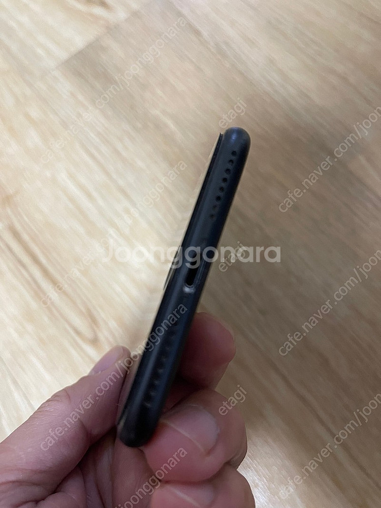 아이폰 7 플러스 256GB 팝니다.--4