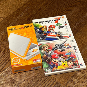 닌텐도 2DS XL 박스셋 판매합니다. (게임 2개 포함/닌텐도 3DS)